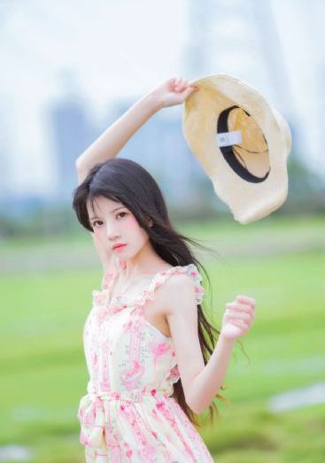 伸进她的小内裤疯狂揉摸_国产剧HD高清在线观看