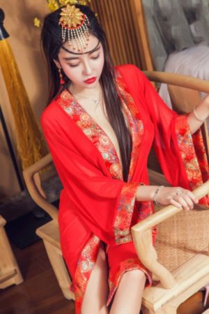 快乐的保姆_免费国语